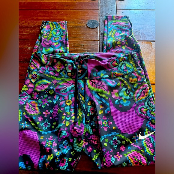 Nike Pants - Nike leggings